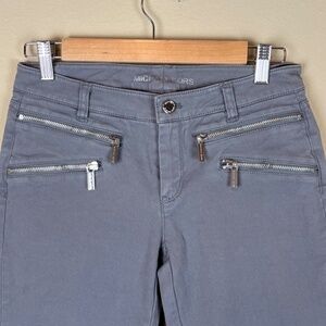 Michael Kors Gray Denim Skinny Jeans Zippered Front Accents; Size 2; EUC